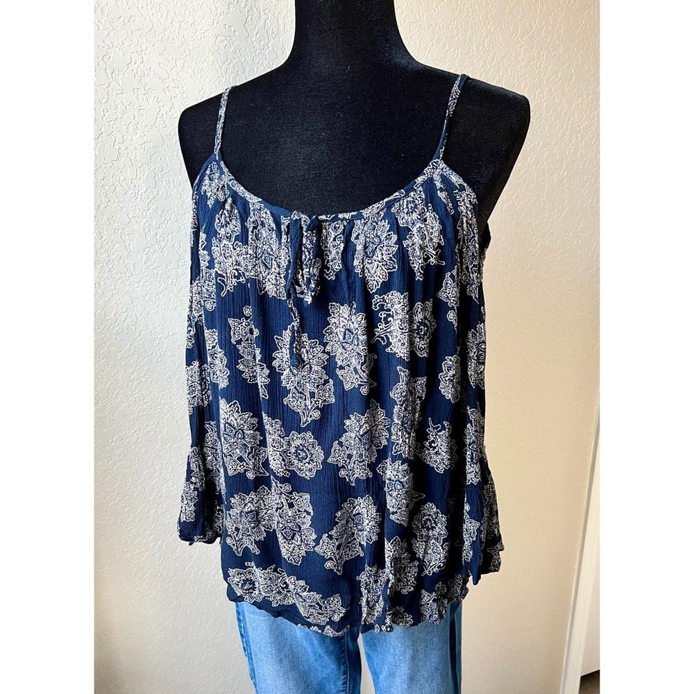 Cold shoulder printed top